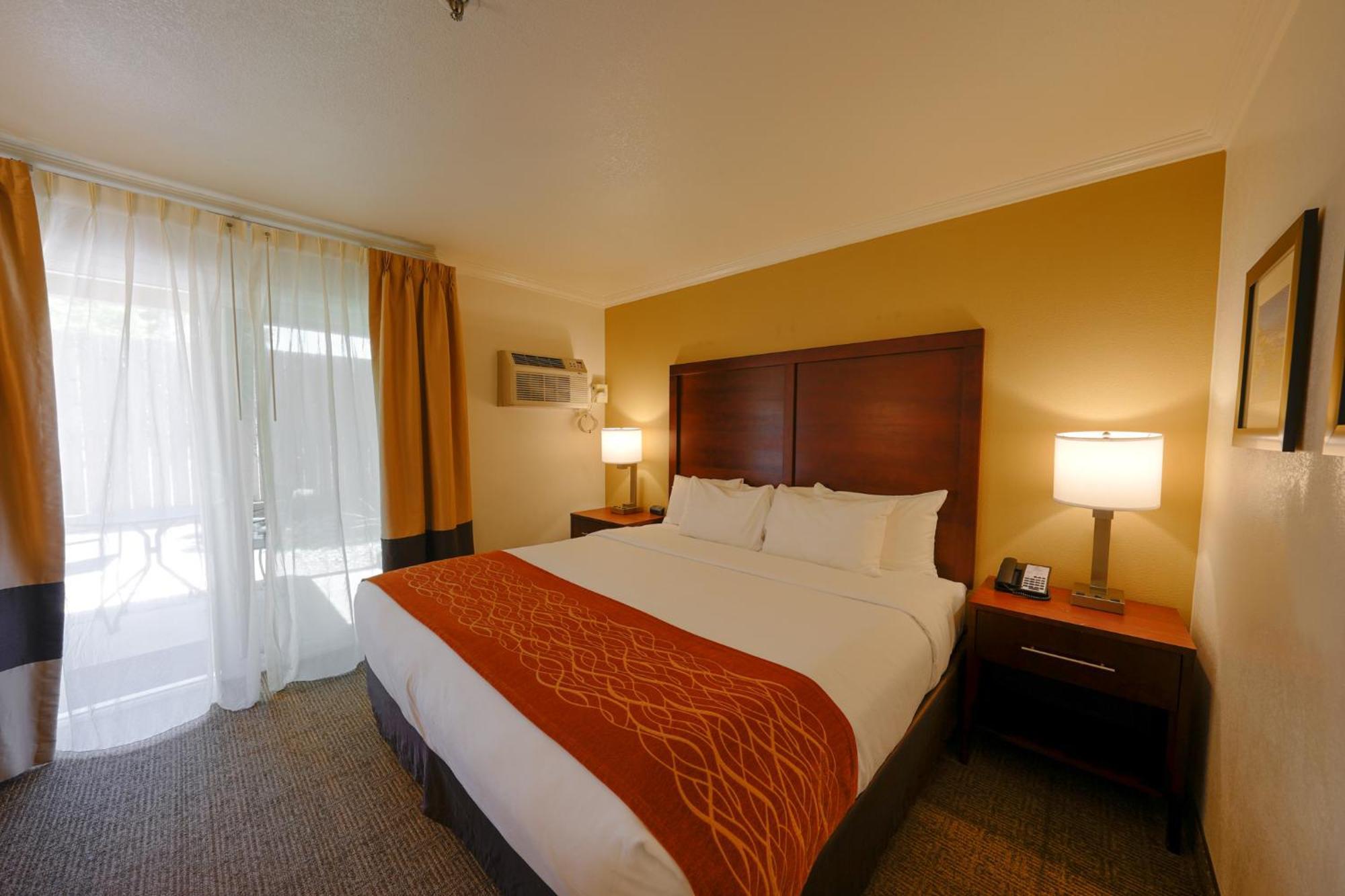 Comfort Inn Santa Cruz Buitenkant foto